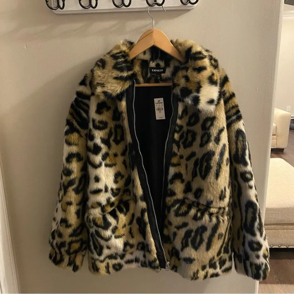 NWT Express Faux Fur Leopard Print Jacket